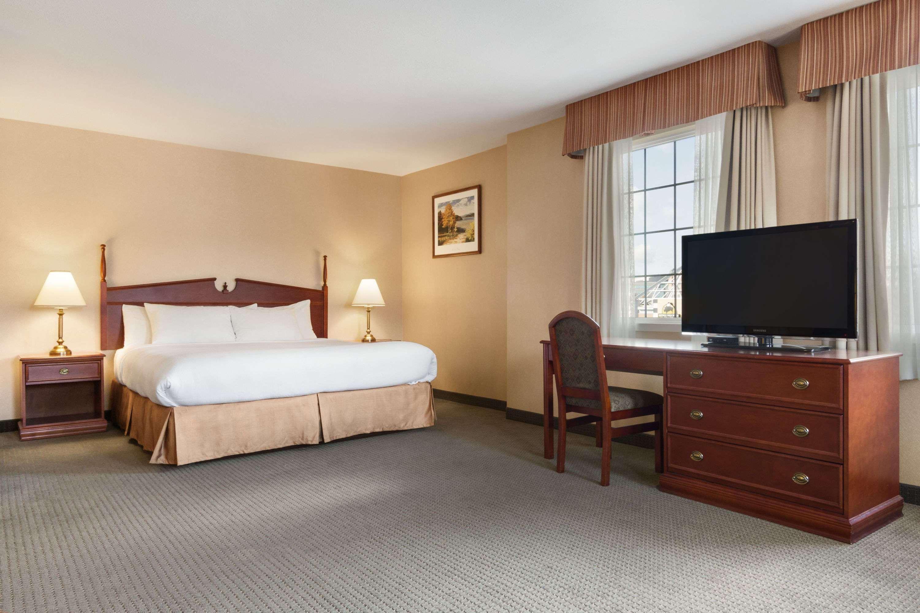 Days By Wyndham Hotel
