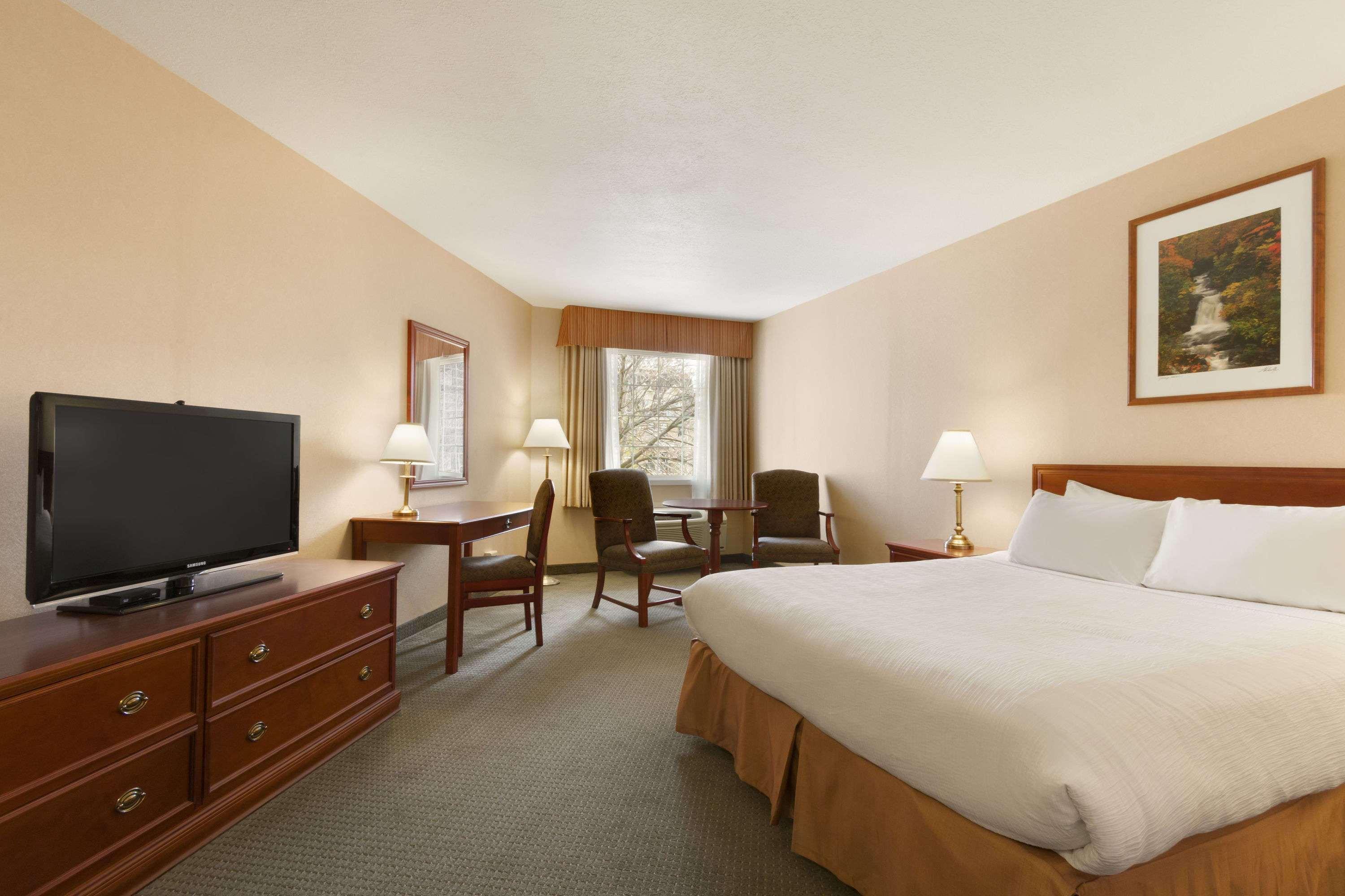 Days By Wyndham Hotel 3*